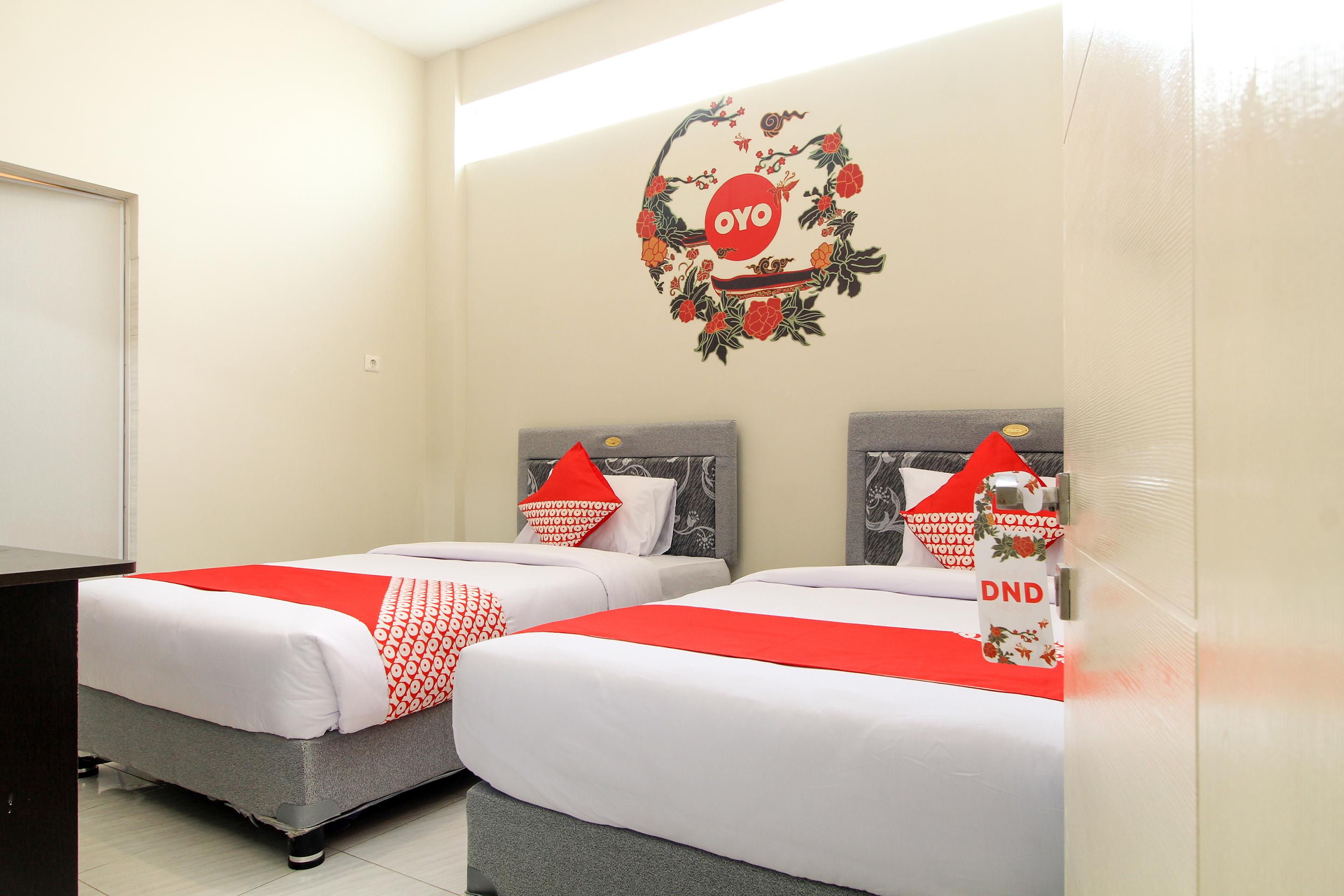 Super Oyo 168 K-15 Residence Surabaya Buitenkant foto