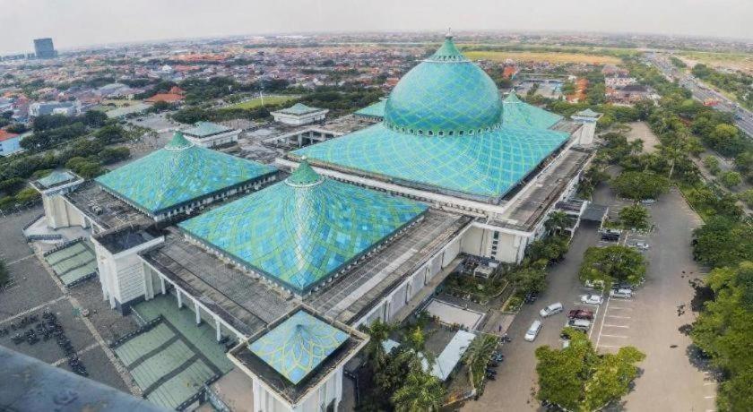 Super Oyo 168 K-15 Residence Surabaya Buitenkant foto